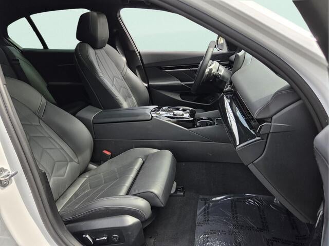 2025 BMW 5 SERIES 530I