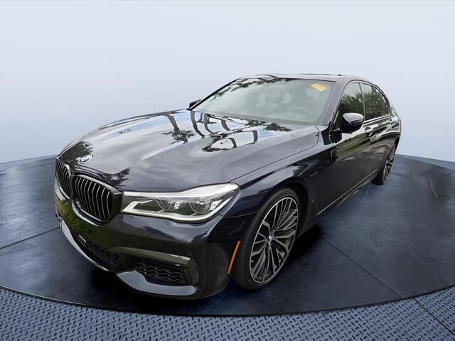 2019 BMW 750i 750i