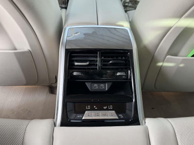 2023 BMW 8 Series 840i
