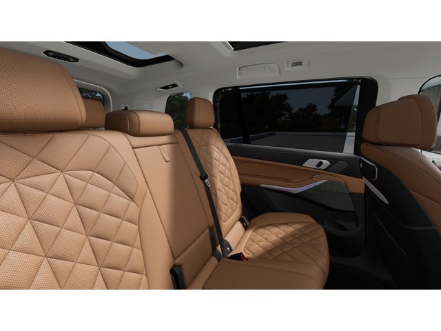 2027 BMW X7 Base