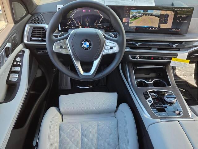 2027 BMW X7 xDrive40i