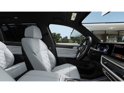 2027 BMW X7 Base