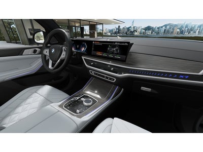 2027 BMW X7 Base