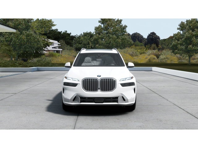 2027 BMW X7 Base