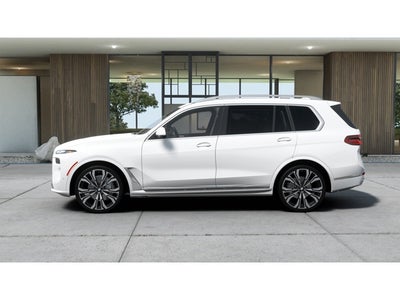 2027 BMW X7 Base