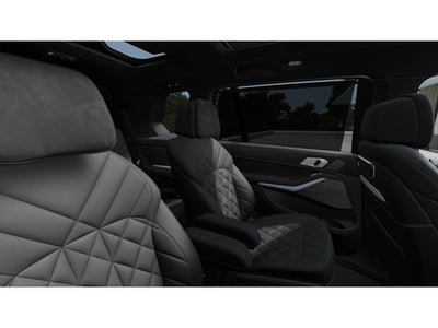 2027 BMW X7 Base