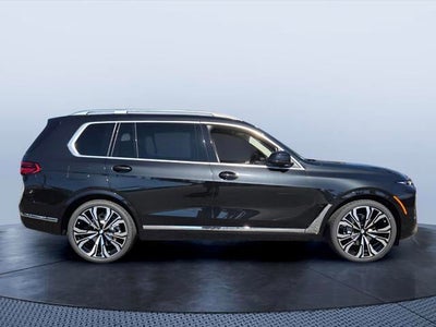 2027 BMW X7 Base