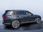 2027 BMW X7 Base