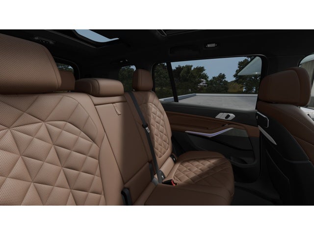 2027 BMW X7 Base