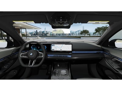2027 BMW 550e Base