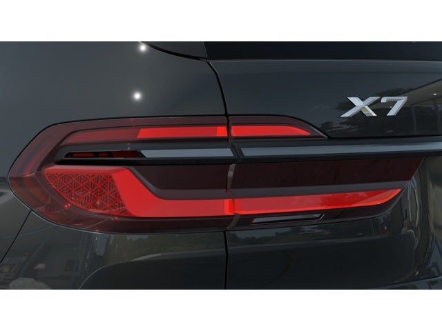 2027 BMW X7 Base
