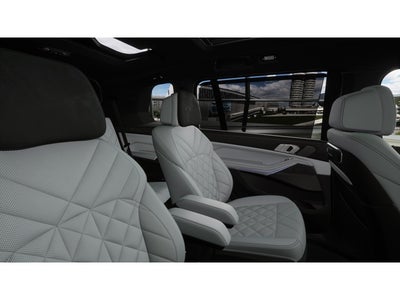 2027 BMW X7 Base