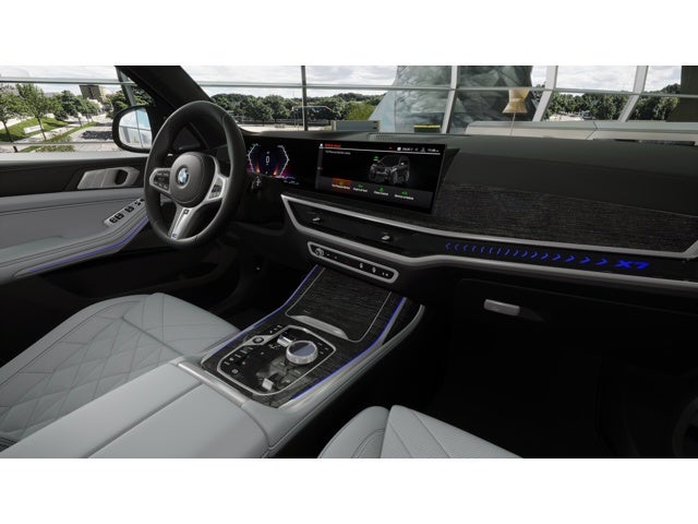 2027 BMW X7 Base