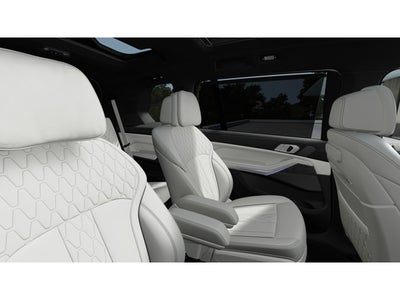2027 BMW X7 Base