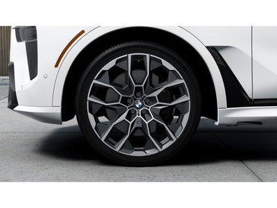 2027 BMW X7 Base
