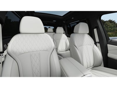 2027 BMW X7 Base
