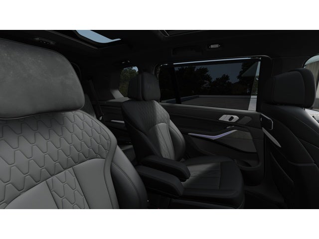 2027 BMW X7 Base