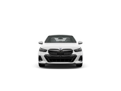 2026 BMW 550e Base