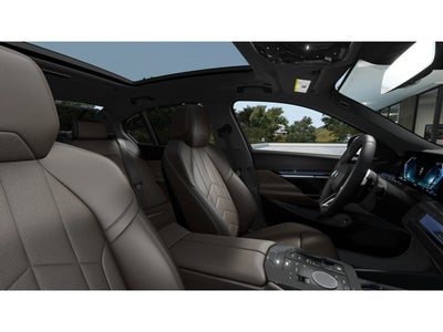 2027 BMW 550e Base