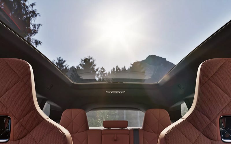 M Multi-function Seats and panoramic eclipsing roof. | Tom Bush BMW Orange Park in Jacksonville FL